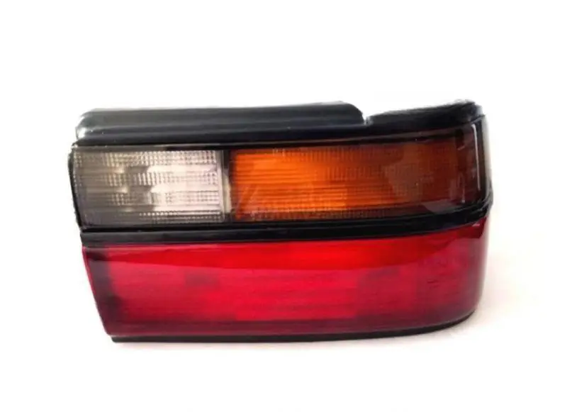 Правий Ліхтар Toyota Corolla E9 Седан 1988-1992 815501A440