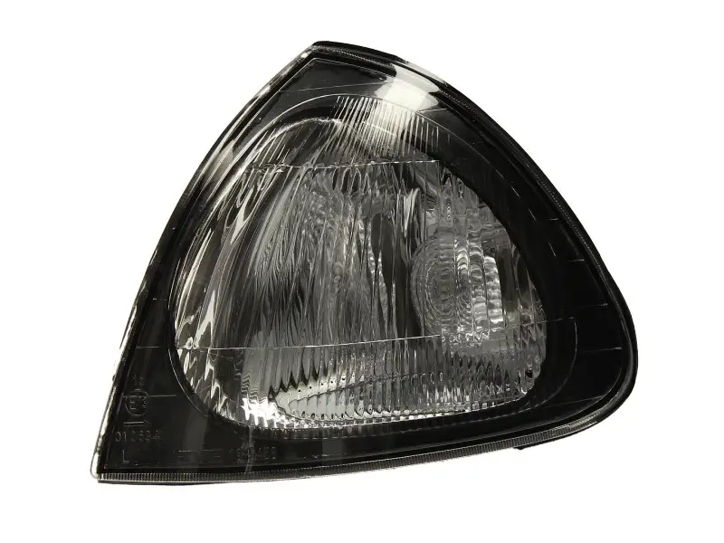 Левый  поворот Toyota Avensis 1997-2000 8152105020